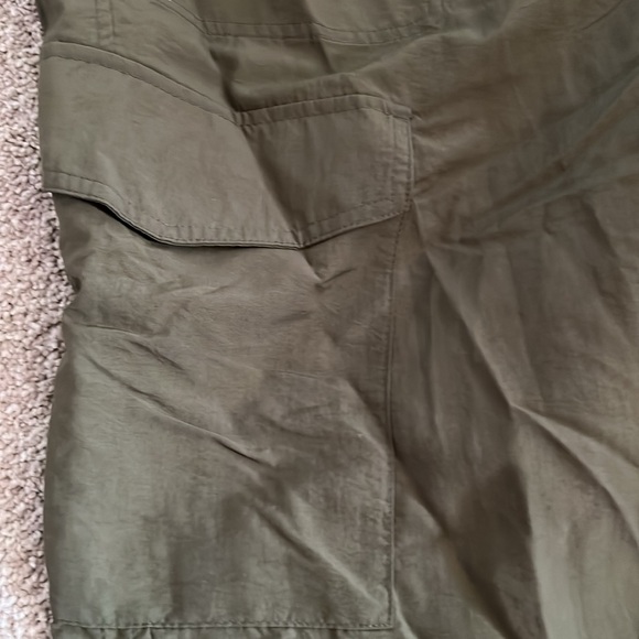 Old Navy Cargo Jogger - Picture 3 of 6